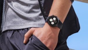 motorola's moto watch is officially here with polar level fitness cred